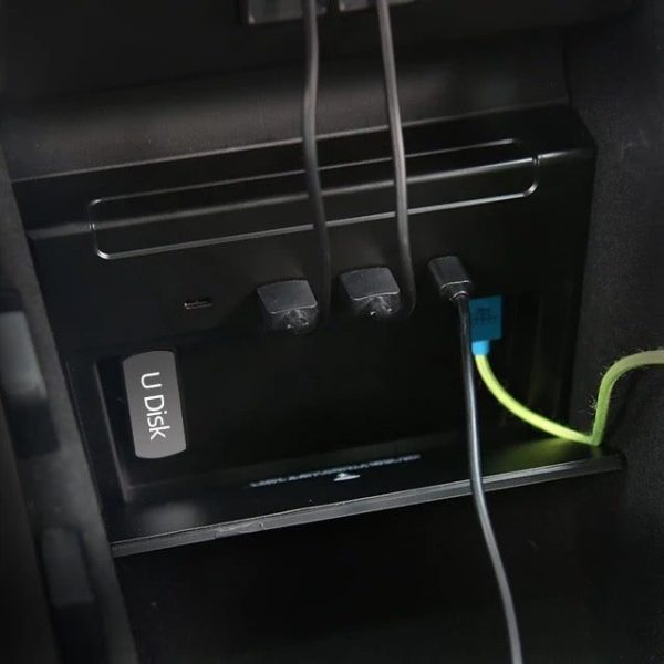 USB Hub Dashcam & Sentry Mode Viewer for Tesla Model 3 & Y Model 3 7