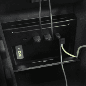 USB Hub Dashcam & Sentry Mode Viewer for Tesla Model 3 & Y